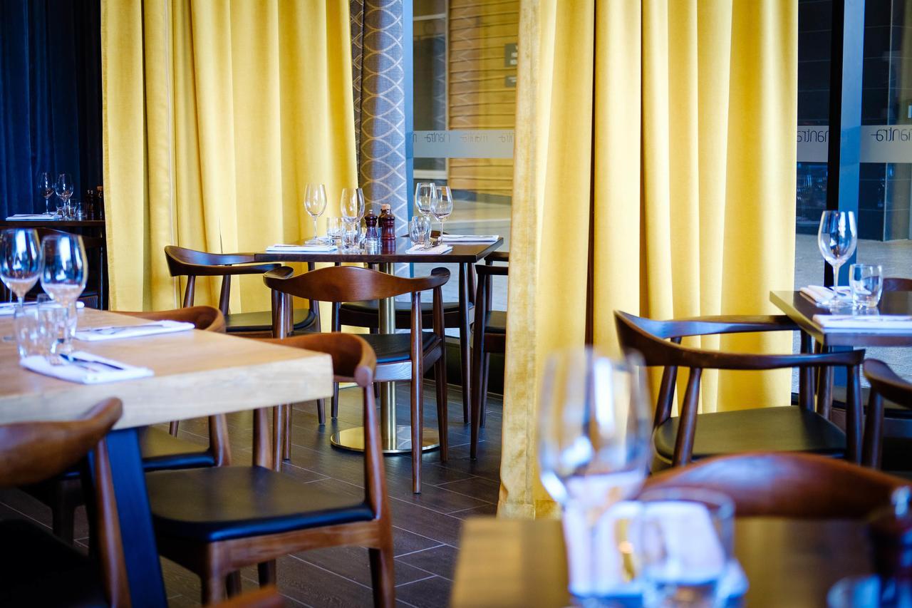 Mantra Albury Hotel Buitenkant foto