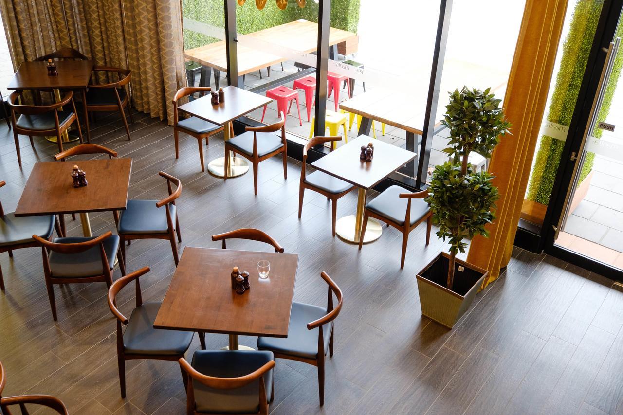 Mantra Albury Hotel Buitenkant foto